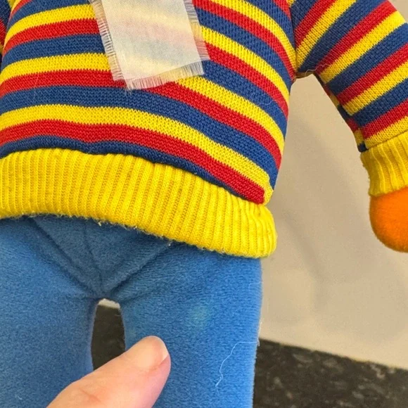 Vintage 1980s Playskool Ernie Plush Doll: Sesame Street Collectible - Picture 5 of 8